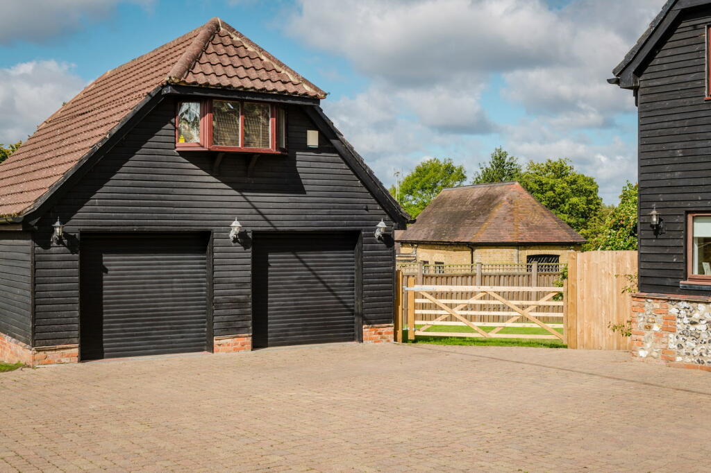 Additional image 23 of Wrotham Road, Meopham, Gravesend, DA13 0QG