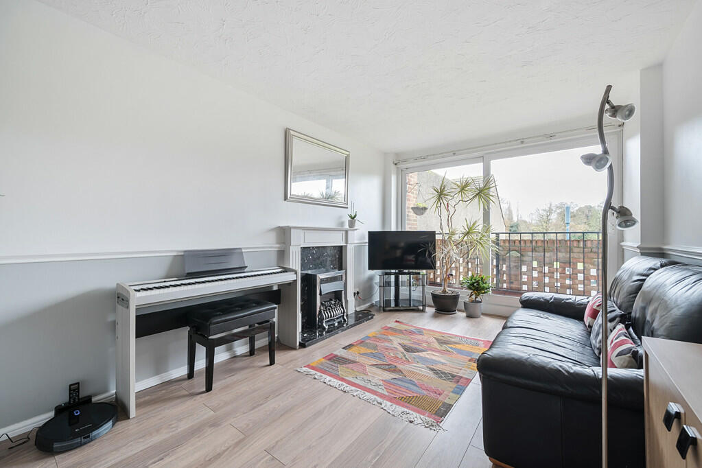 Additional image 11 of Sharnbrooke Close, Welling