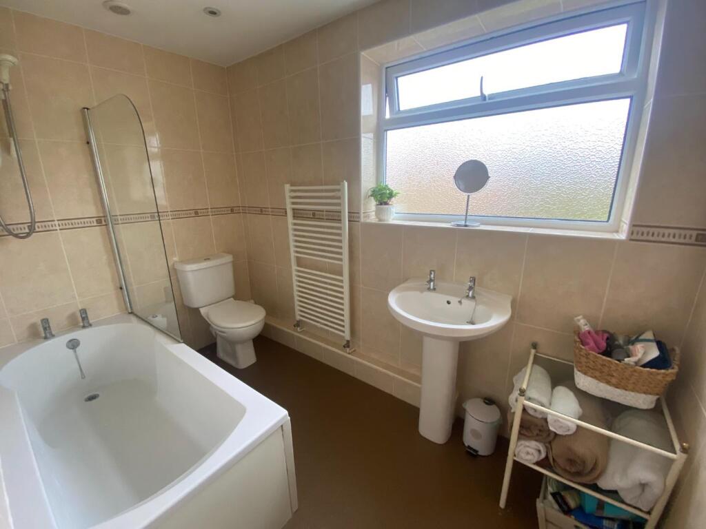 Additional image 8 of Sidelands Road, Stratford-upon-Avon