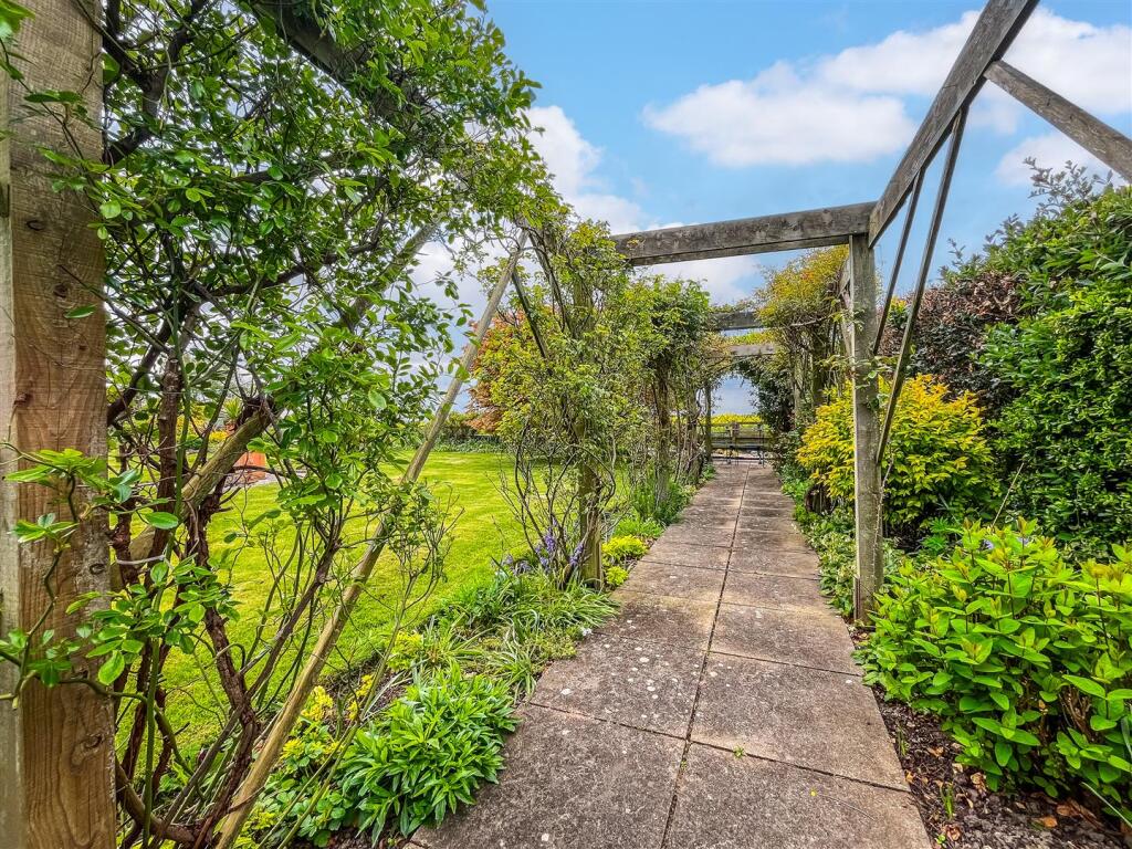 Additional image 6 of Grove Park, Hampton-on-the-hill, Nr Warwick