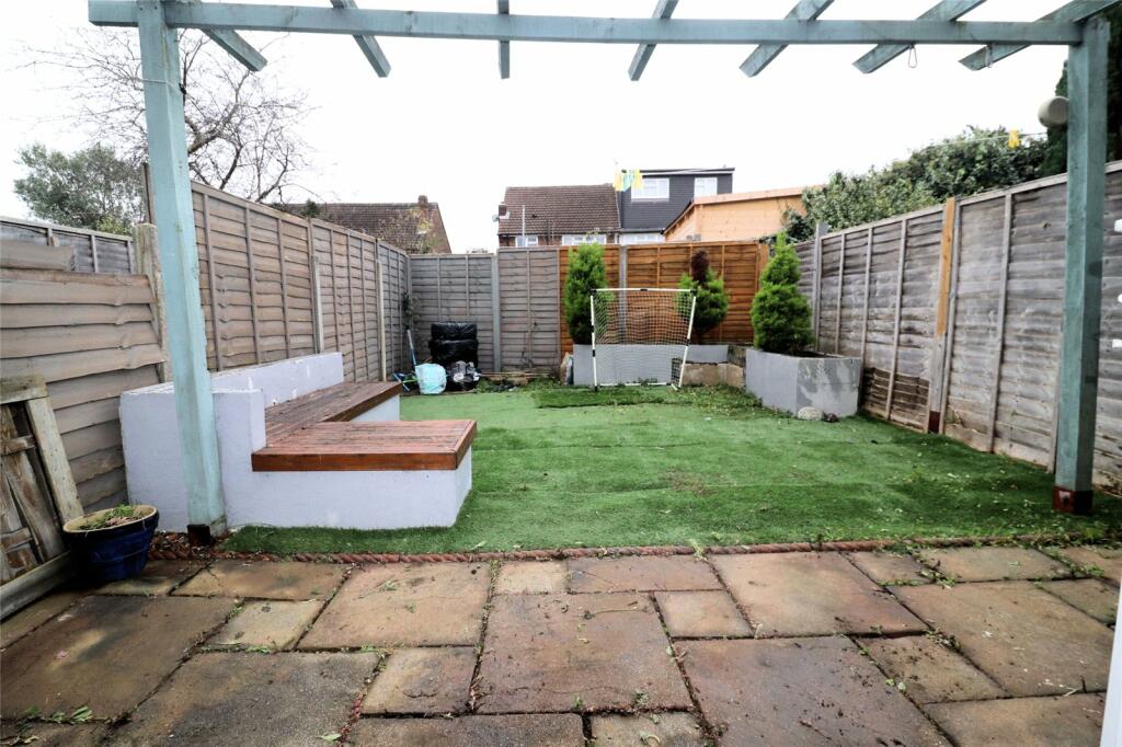 Additional image 3 of Myrtle Close, Erith, DA8