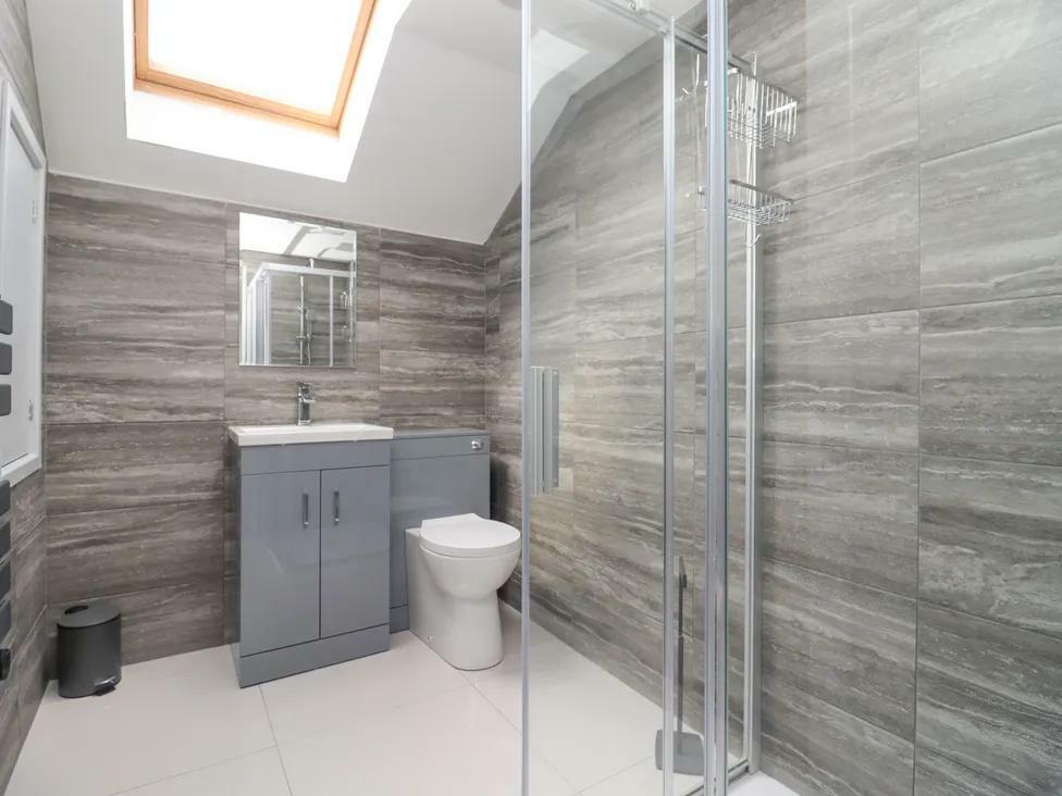 Additional image 44 of Castle Road, Hartshill, Nuneaton, CV10 0SG