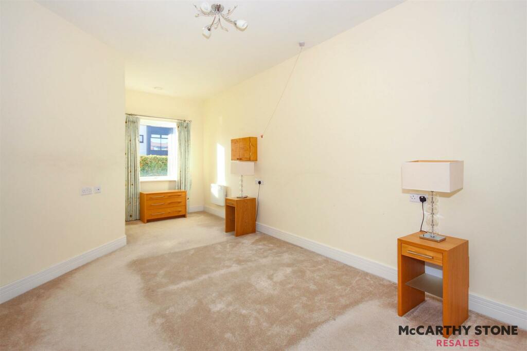 Additional image 7 of Wilton Court, Southbank Road, Kenilworth, Warwickshire, CV8 1RX