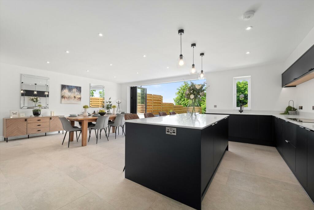 Additional image 3 of Oakley Wood Farm, Banbury Road, Bishops Tachbrook, Leamington Spa, CV33