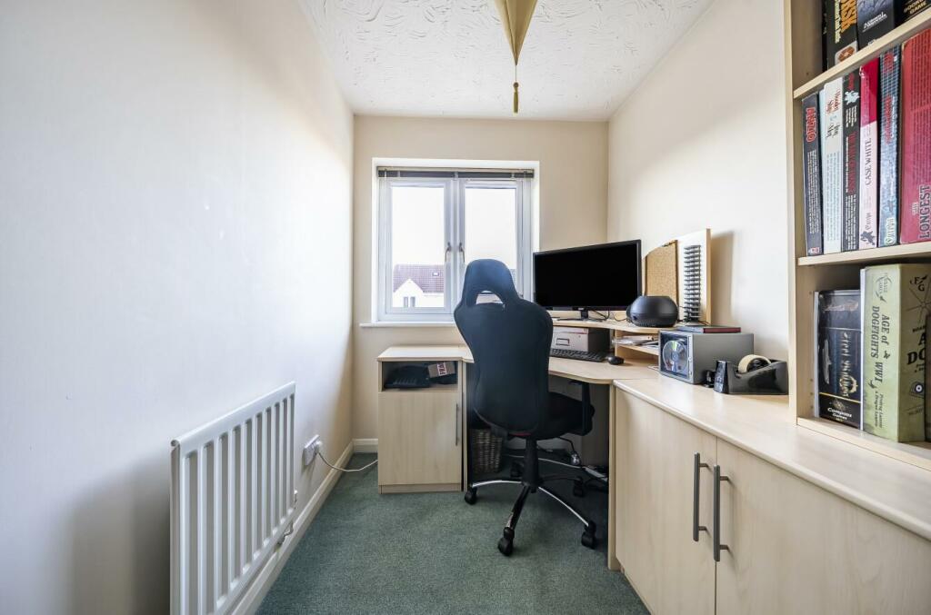 Additional image 18 of Braids Close, Rugby, CV21