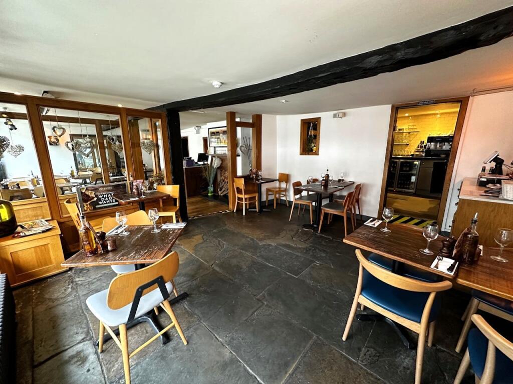 Additional image 8 of 10-11 Sheep Street, Stratford-upon-Avon, CV37 6EF