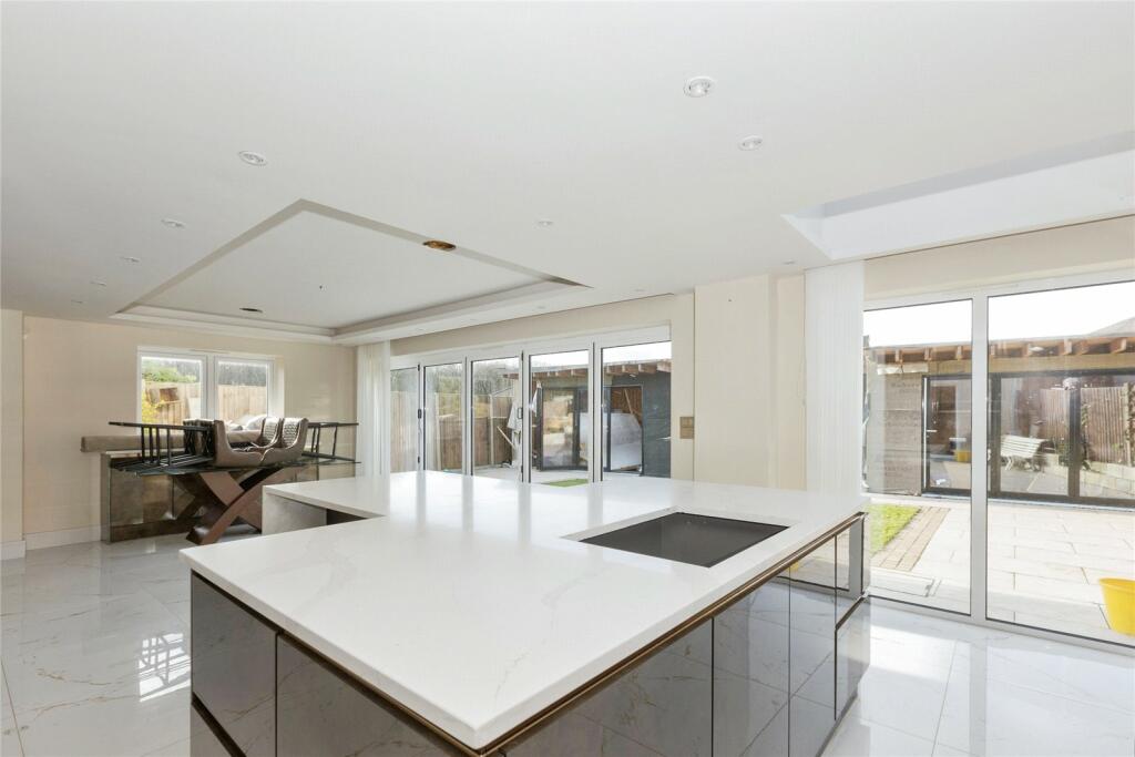 Additional image 2 of Summerhouse Drive, Dartford, Kent, DA2