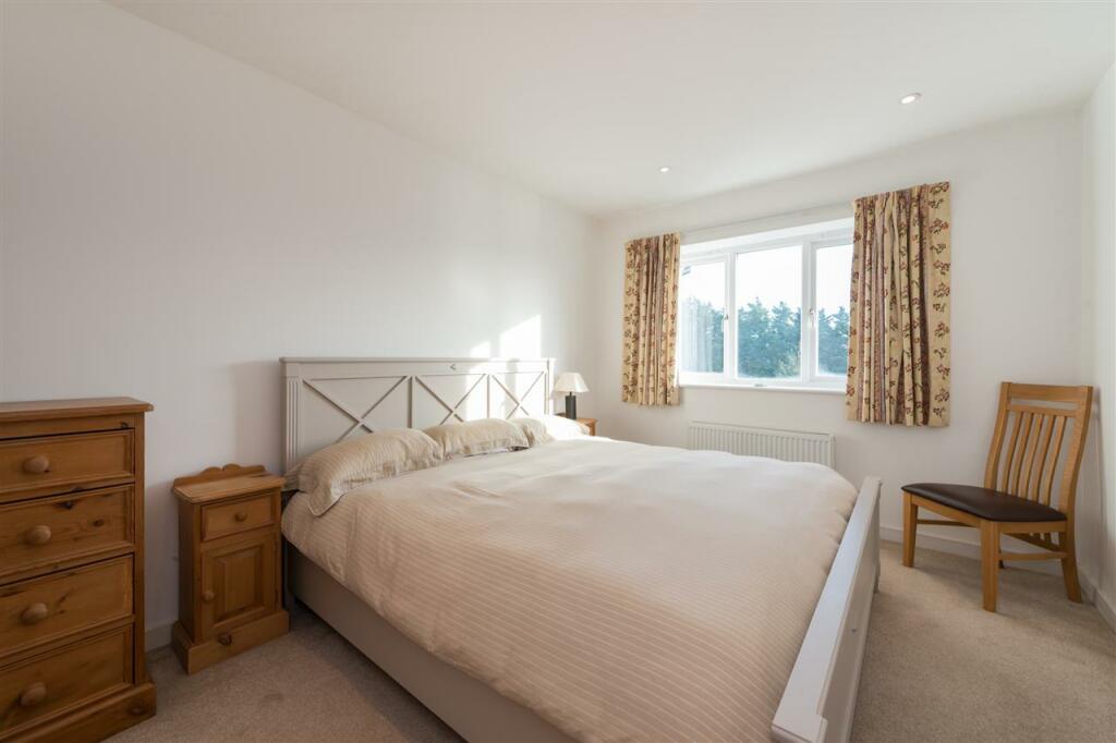 Additional image 10 of Westwood Drive, Canterbury