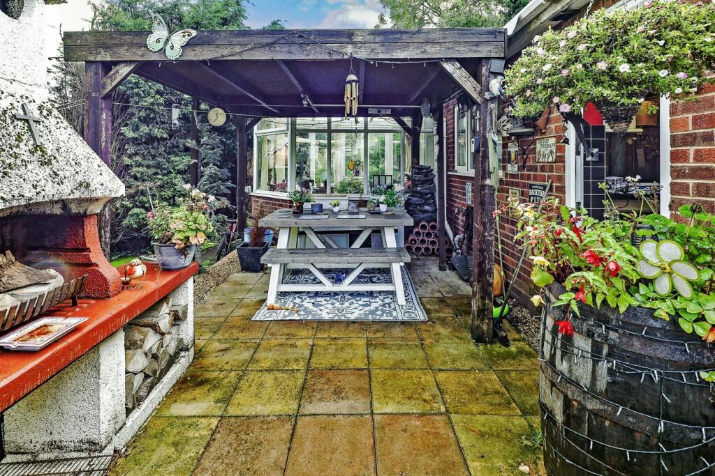 Additional image 16 of Atherstone Road, Hartshill, Nuneaton, CV10