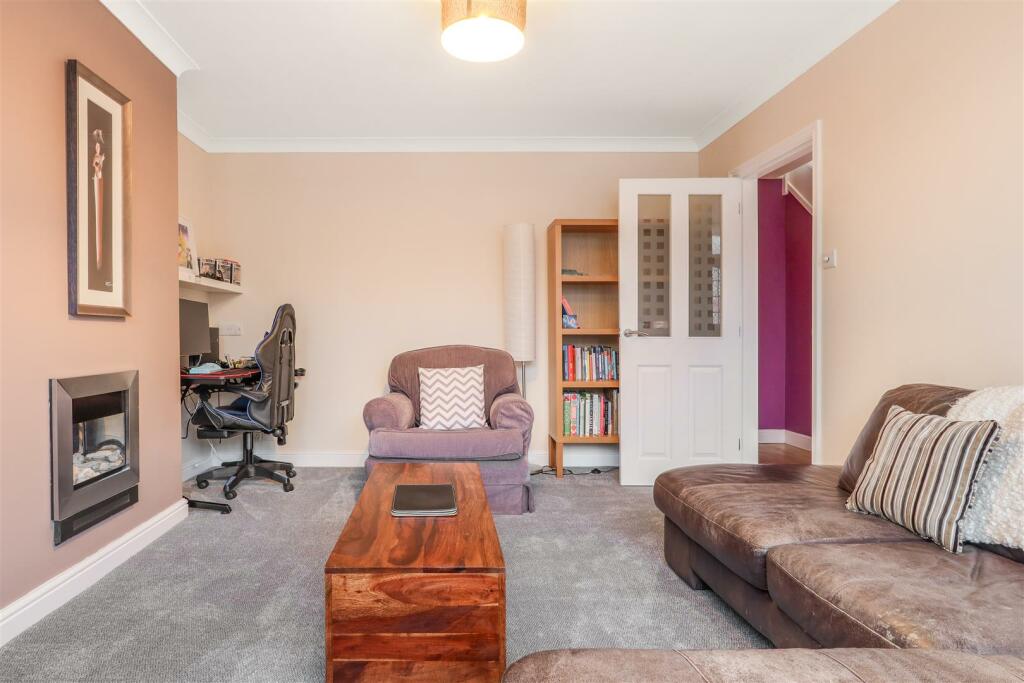 Additional image 5 of Towers Close, Kenilworth