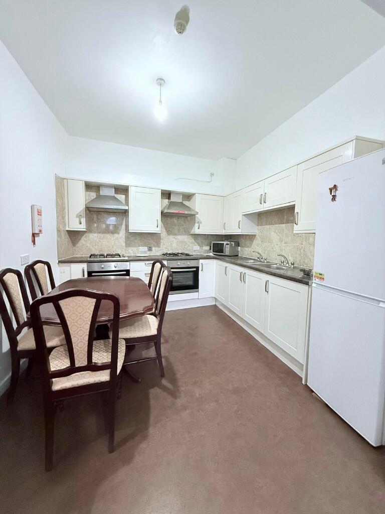 Additional image 2 of 17 A Bath Street, Leamington Spa, Warwickshire, CV31