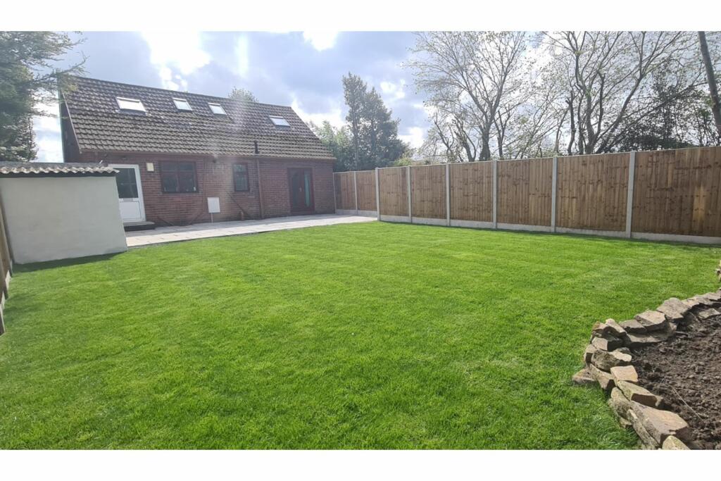 Additional image 18 of Heanor Road, Loscoe, DE75
