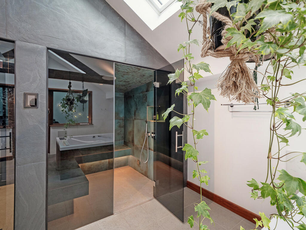 Additional image 21 of Lillington Road, Leamington Spa, Warwickshire CV32 6LJ