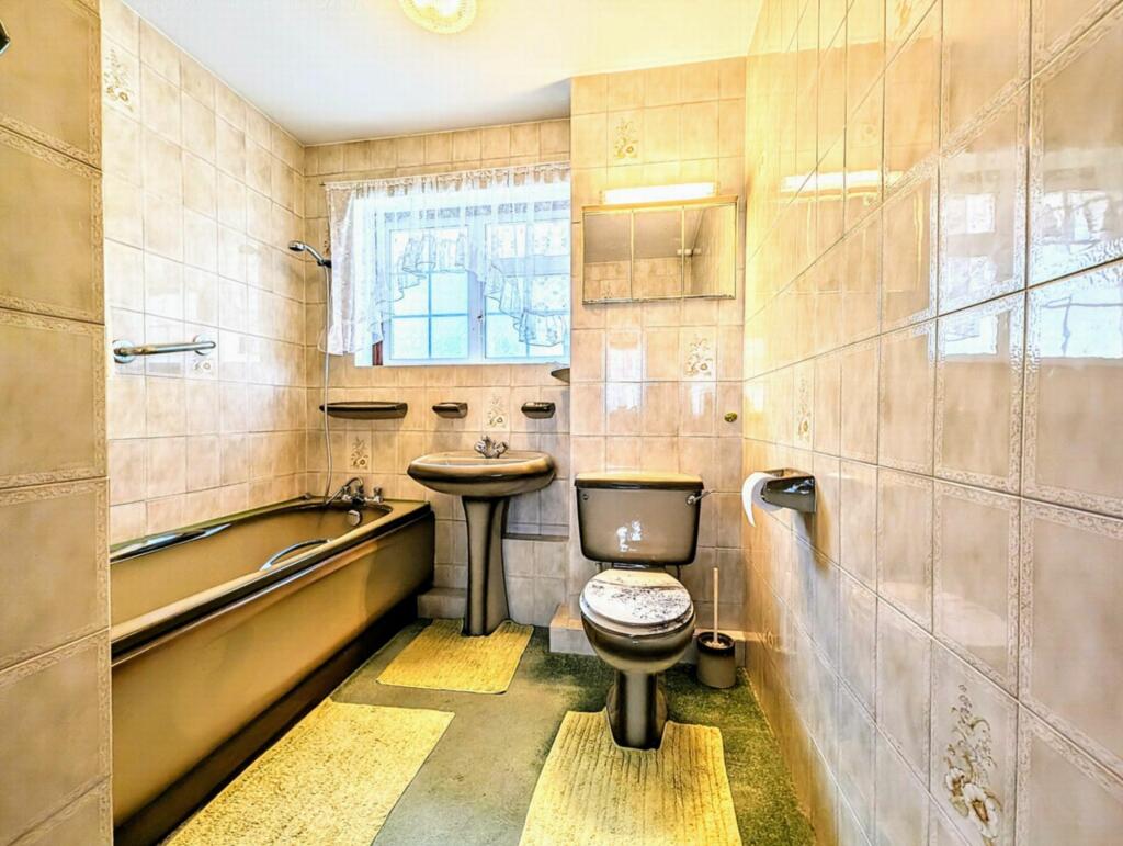 Additional image 9 of Epple Bay Road, Birchington, CT7