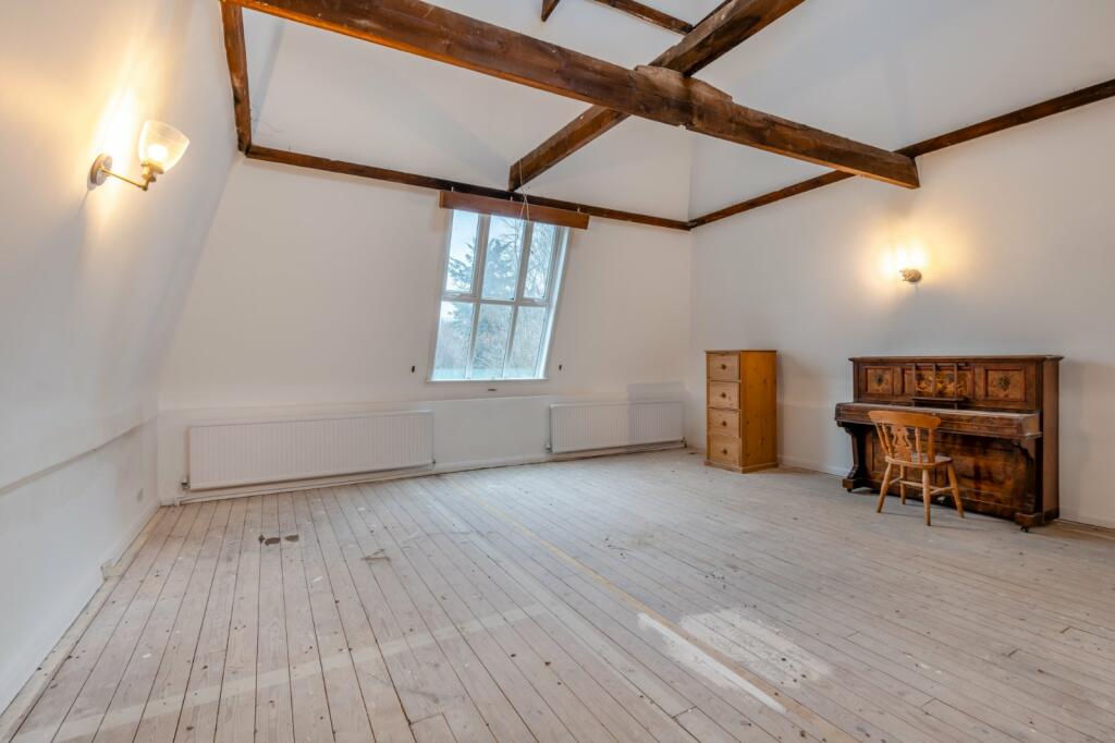 Additional image 5 of Denstead Oast, Denstead Lane, Chartham Hatch, Kent