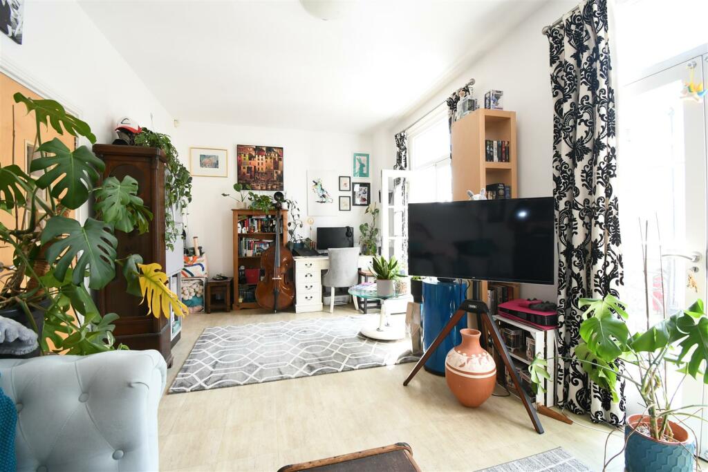 Additional image 3 of Chapel Court, Windsor Street, Leamington Spa