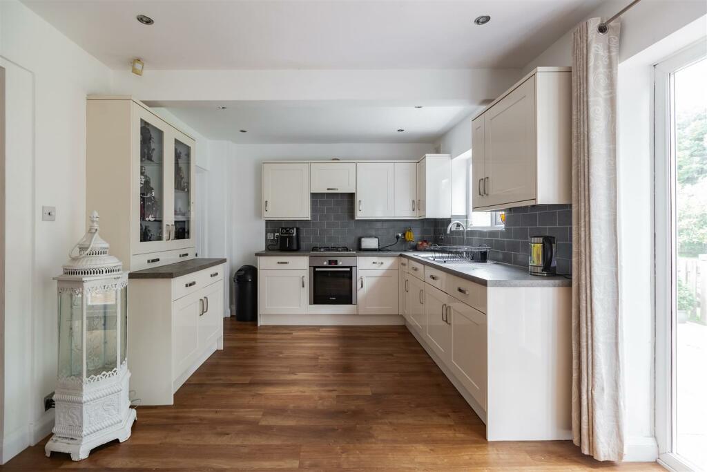 Additional image 2 of Warwick Gardens, Meopham