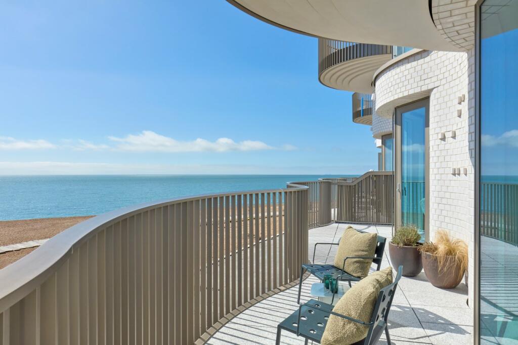 Additional image 10 of Shoreline Crescent, Folkestone, CT20