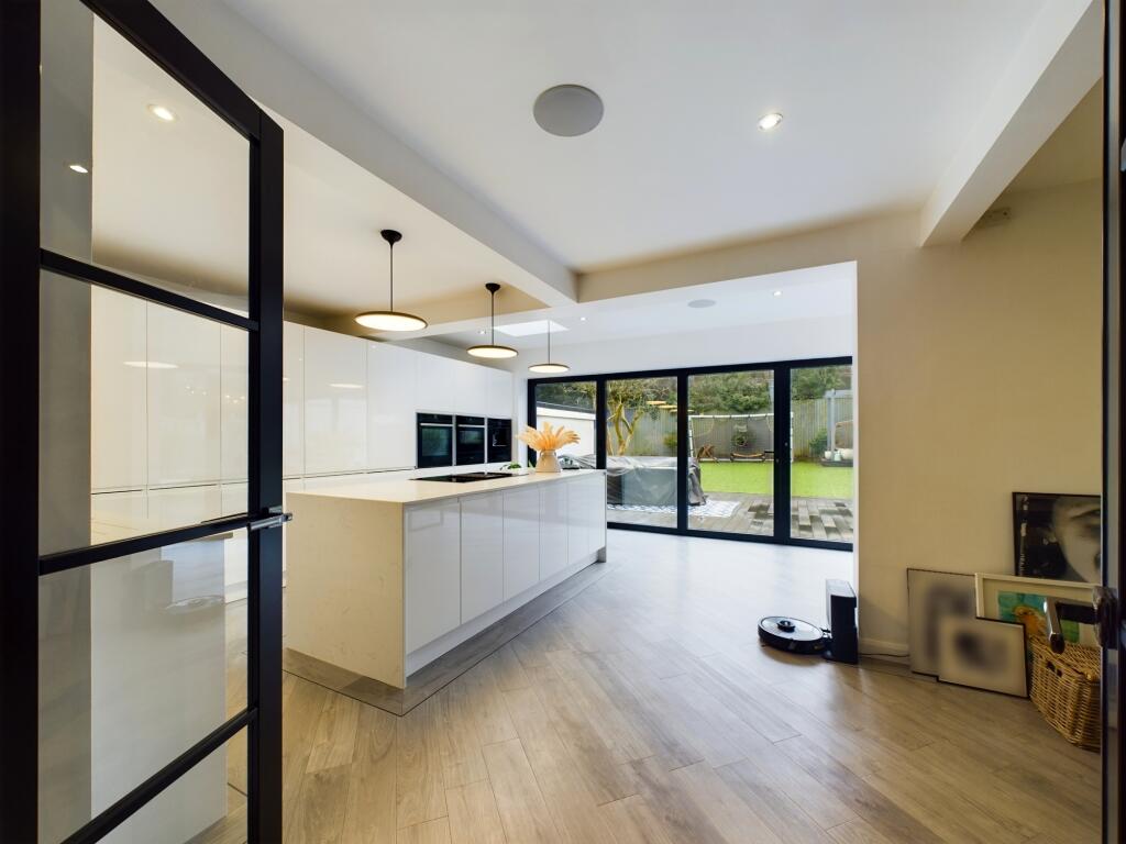 Additional image 10 of Lonscale Drive, Stvechale, Coventry