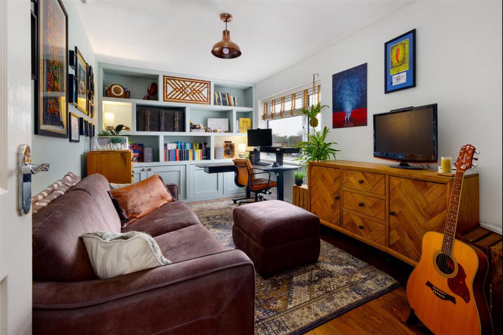 Additional image 13 of Oakwood Grove, Warwick