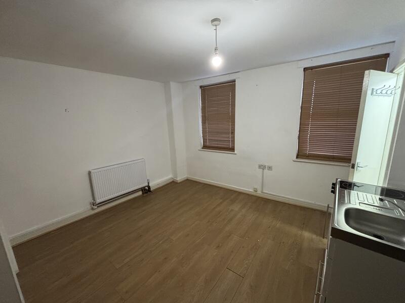 Additional image 6 of 188-192 West Street, Erith, Kent