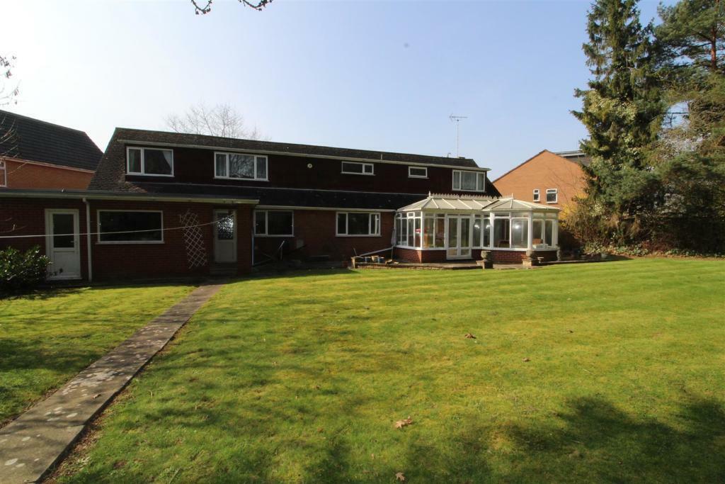 Additional image 7 of Old Mill Avenue