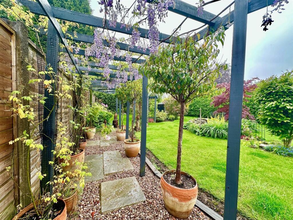 Additional image 46 of Crewe Road, Wistaston, Cheshire