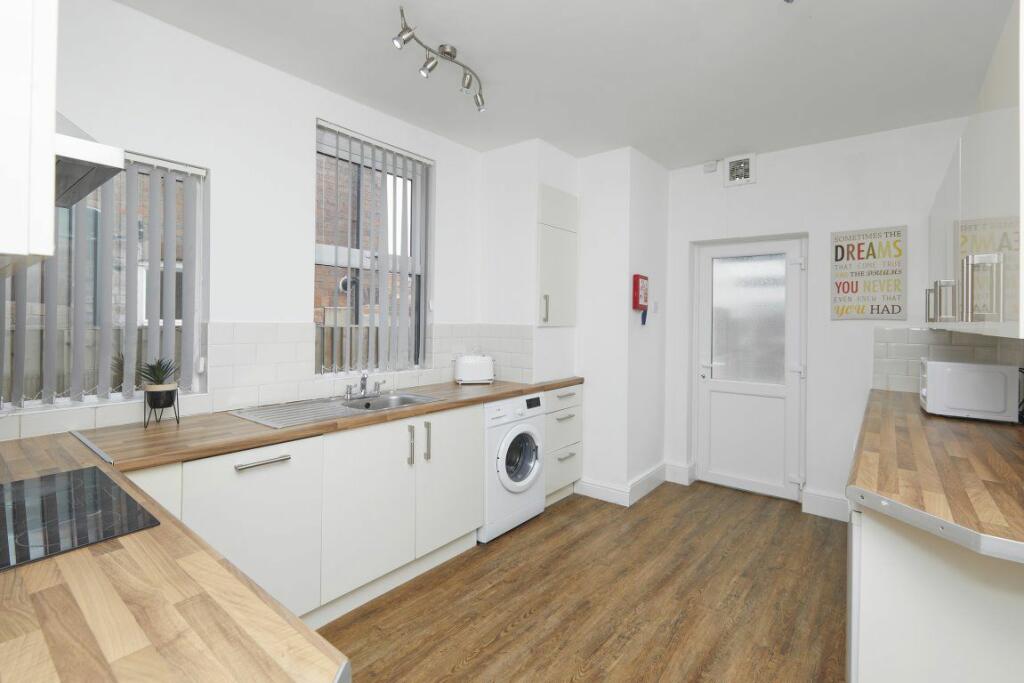 Additional image 12 of Stepping Lane