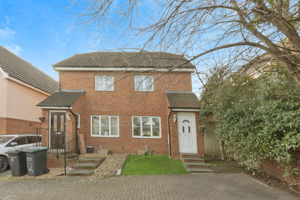 Lightermans Mews, Gravesend, Kent, DA11