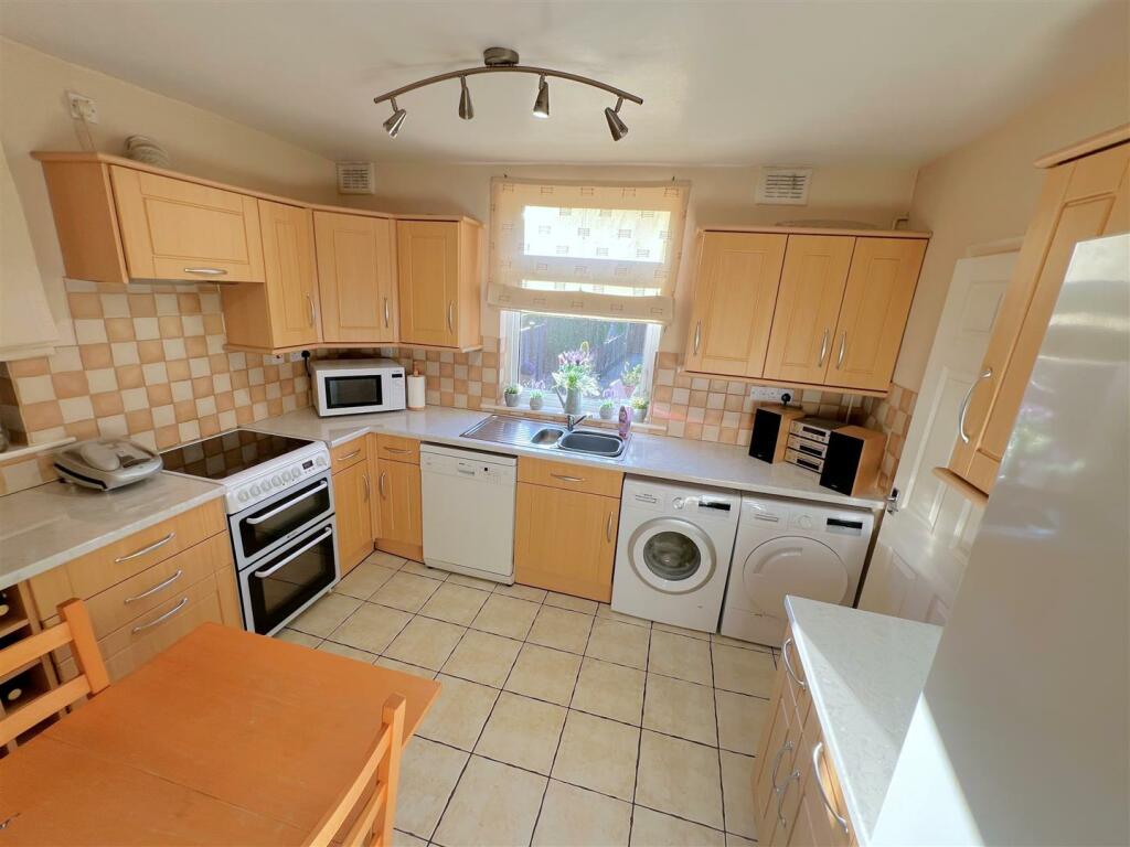 Additional image 9 of All Saints Road, Warwick