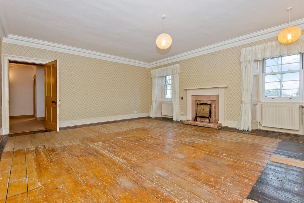 Additional image 21 of Montrose, DD10