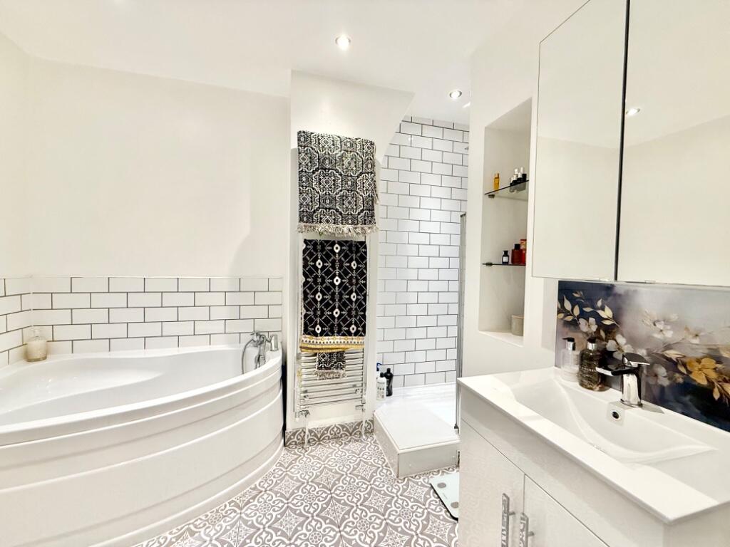 Additional image 12 of Sanctus Road, Stratford-Upon-Avon, Warwickshire, CV37