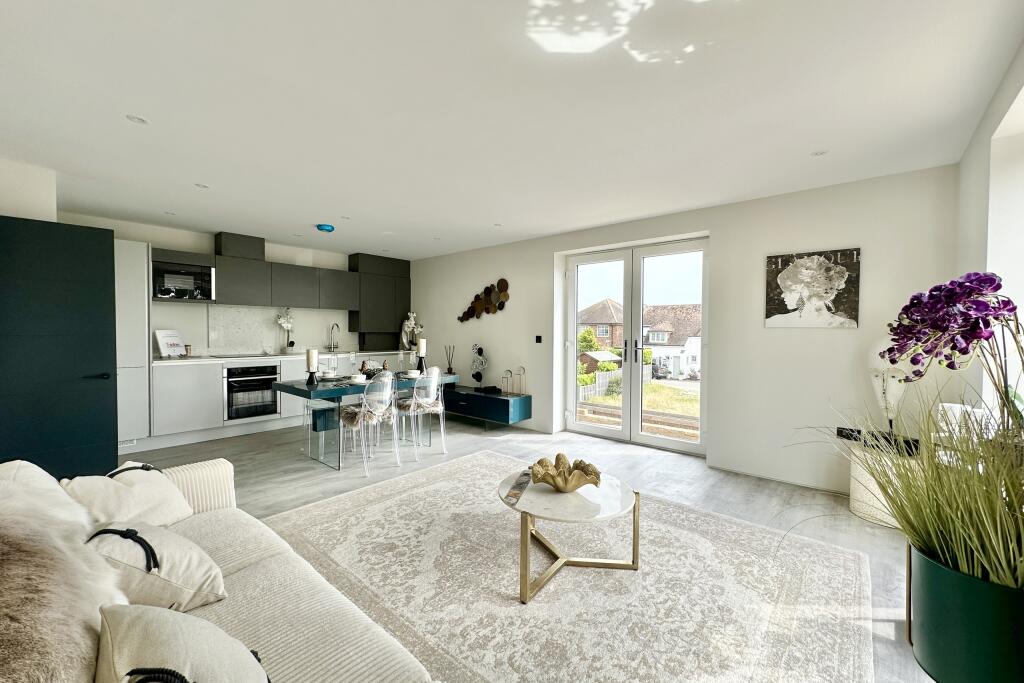 Additional image 7 of 2 Cautley House, Seabrook Road, Hythe, Kent