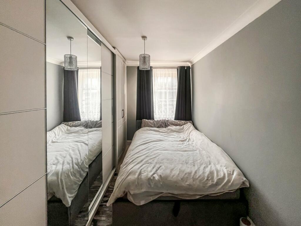 Additional image 6 of Harmer Street, Gravesend, DA12