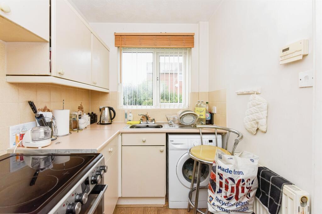 Additional image 2 of Martins Drive, Atherstone