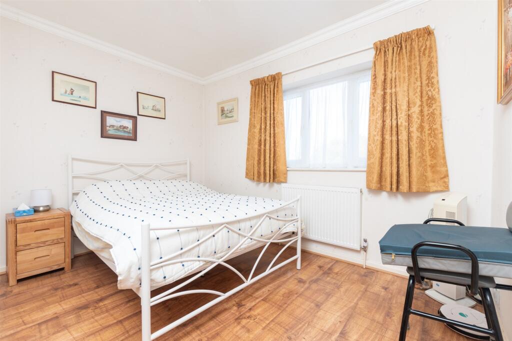 Additional image 7 of Arnold Avenue, Meopham, Kent