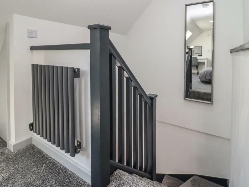 Additional image 16 of Castle Road, Hartshill, Nuneaton, CV10 0SG