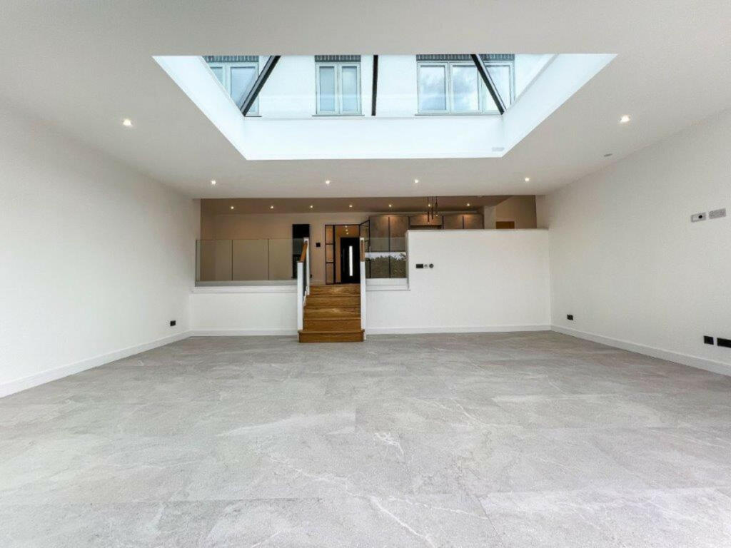 Additional image 4 of Kenilworth, Incredible Living Space, Luxury Interior