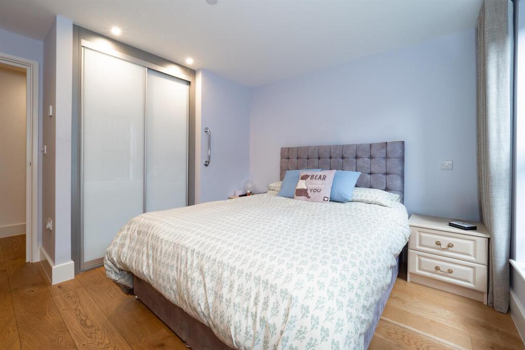 Additional image 15 of Swans Nest Lane, Stratford-Upon-Avon