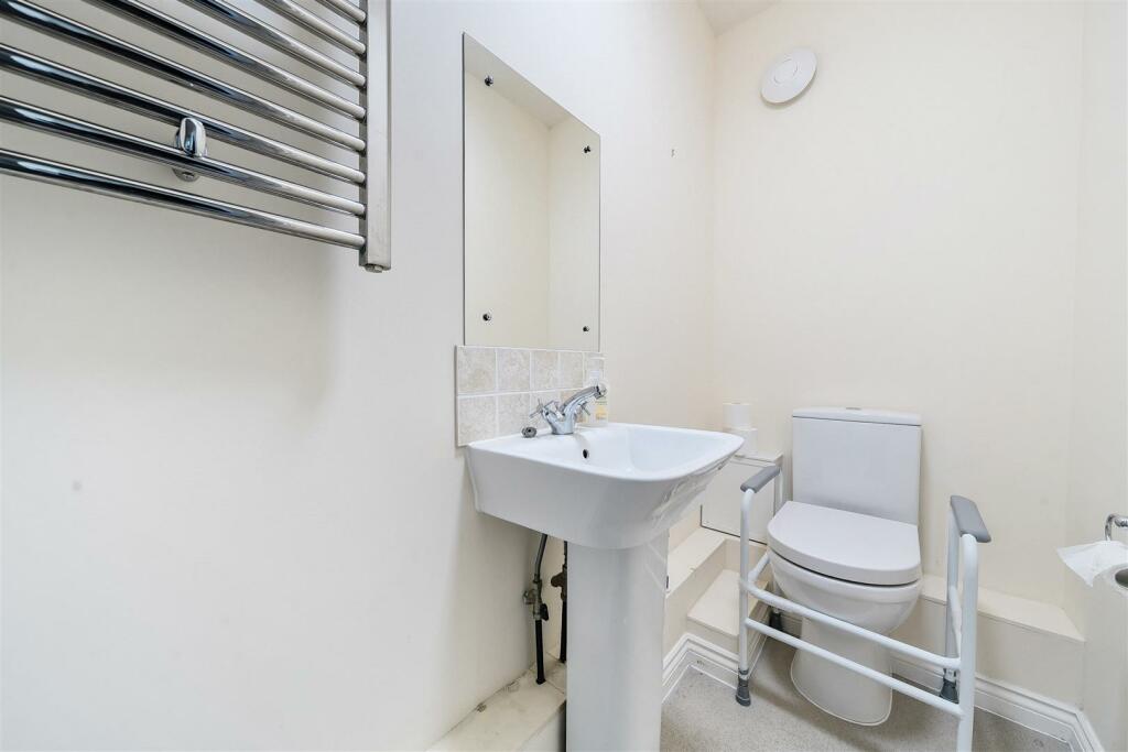 Additional image 11 of Abbots Lodge, Canterbury