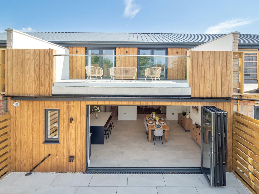 Additional image 20 of Oakley Wood Farm, Banbury Road, Bishops Tachbrook, Leamington Spa, CV33