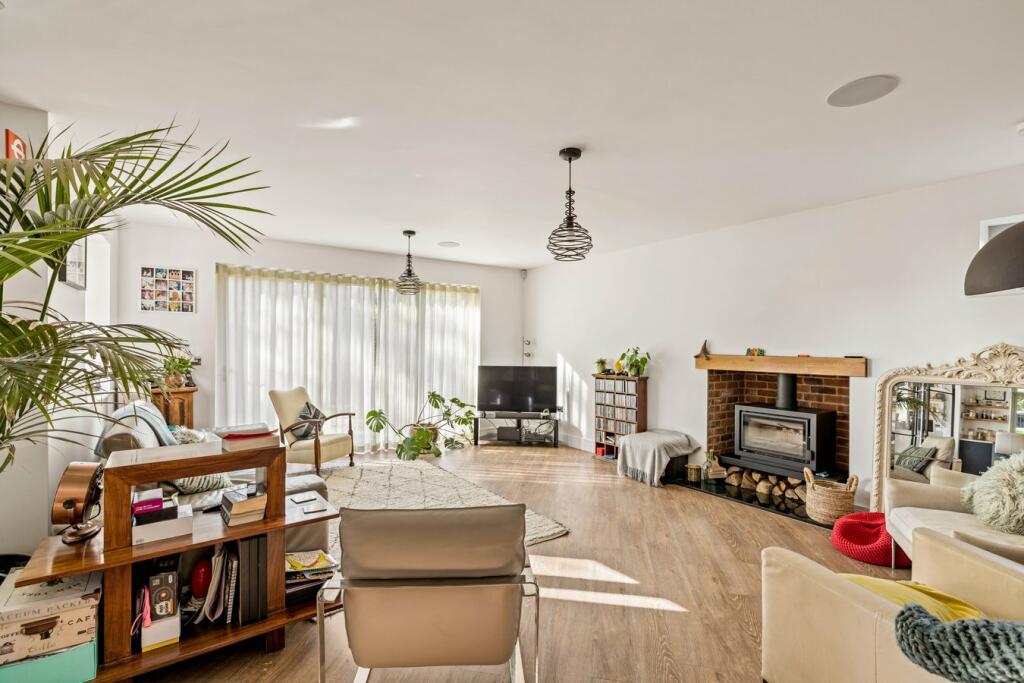 Additional image 37 of North Road, Hythe, CT21