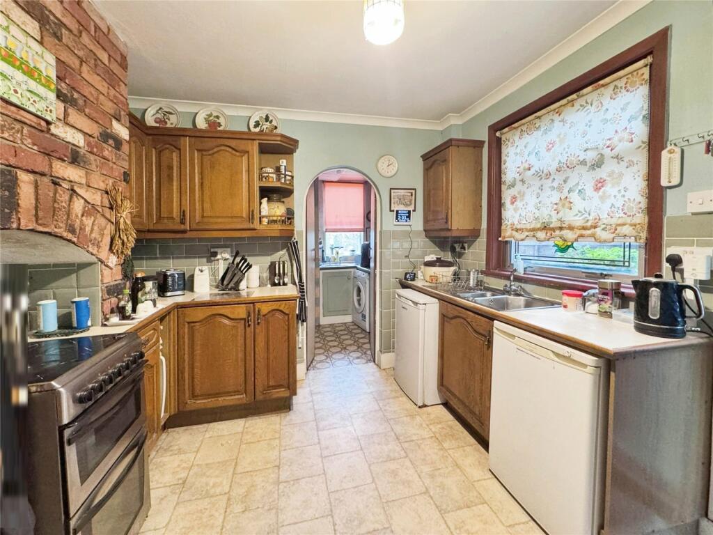 Additional image 3 of Woolwich Road, Bexleyheath, DA7