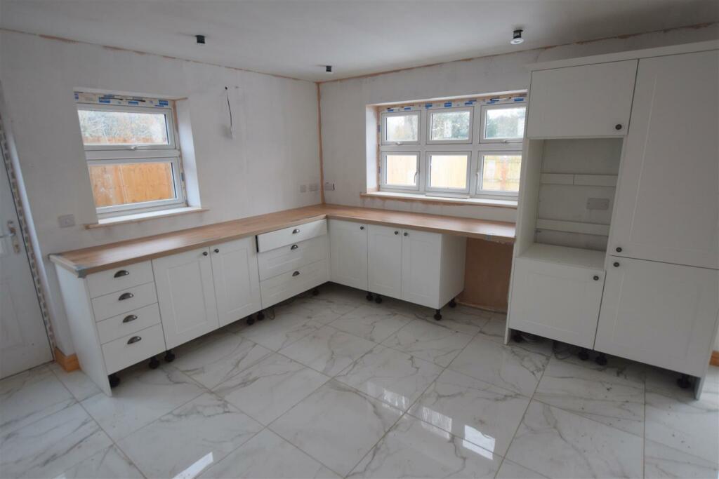 Additional image 8 of St Johns Road, Smalley