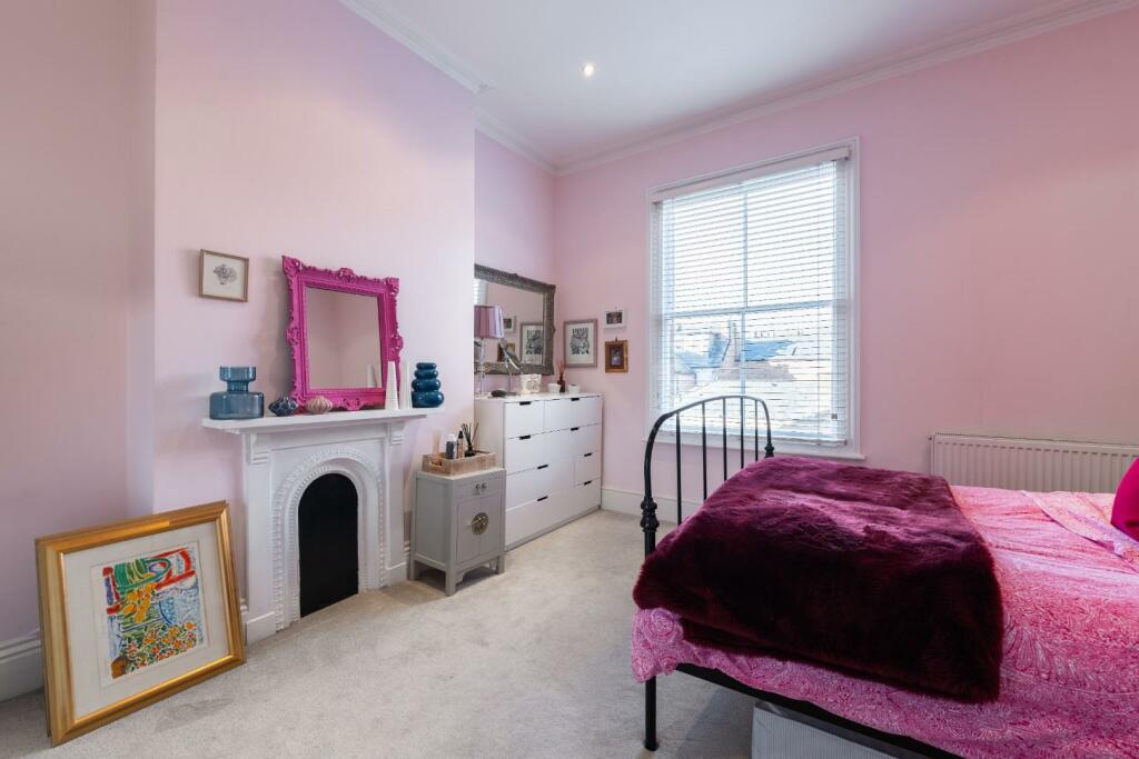 Additional image 20 of Clarendon Avenue, Leamington Spa