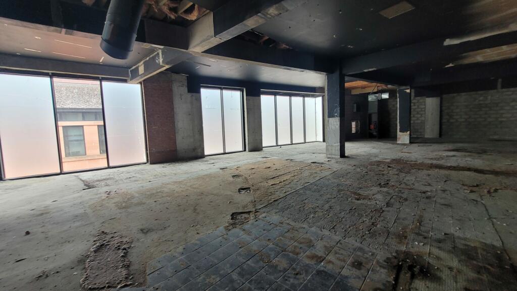 Additional image 4 of 38 High Street, Dumfries, DG1