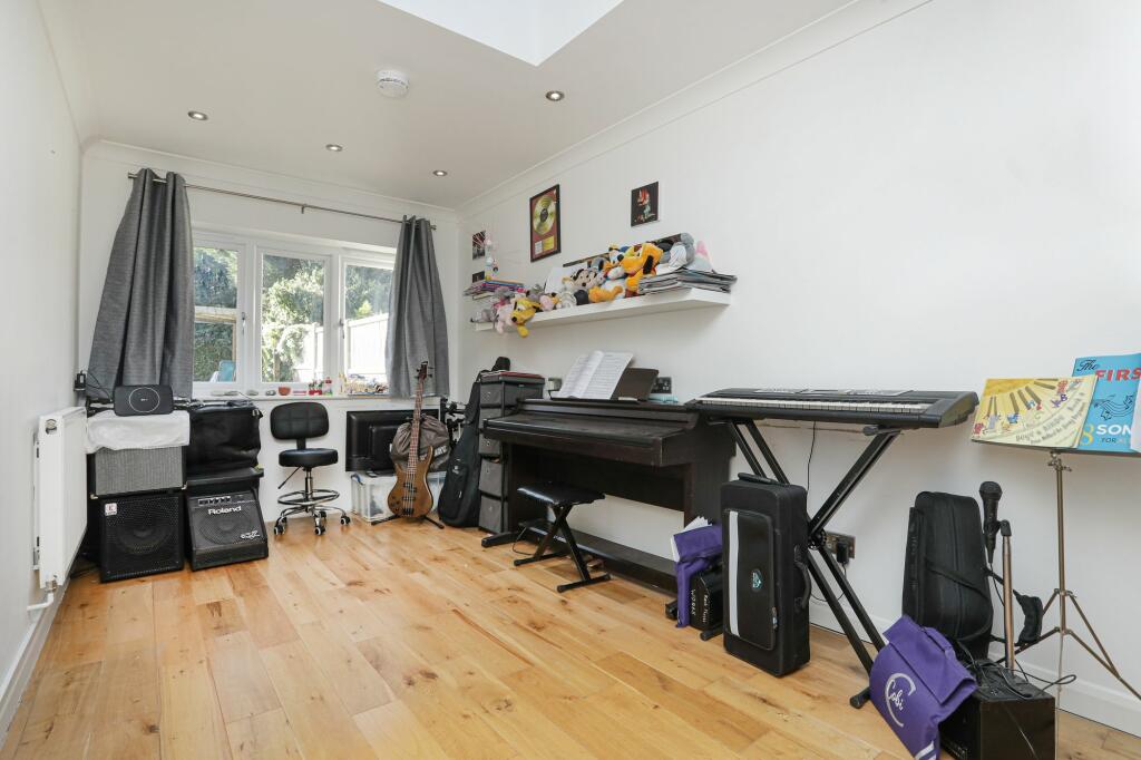 Additional image 8 of St. Marys Meadow, Wingham, CT3