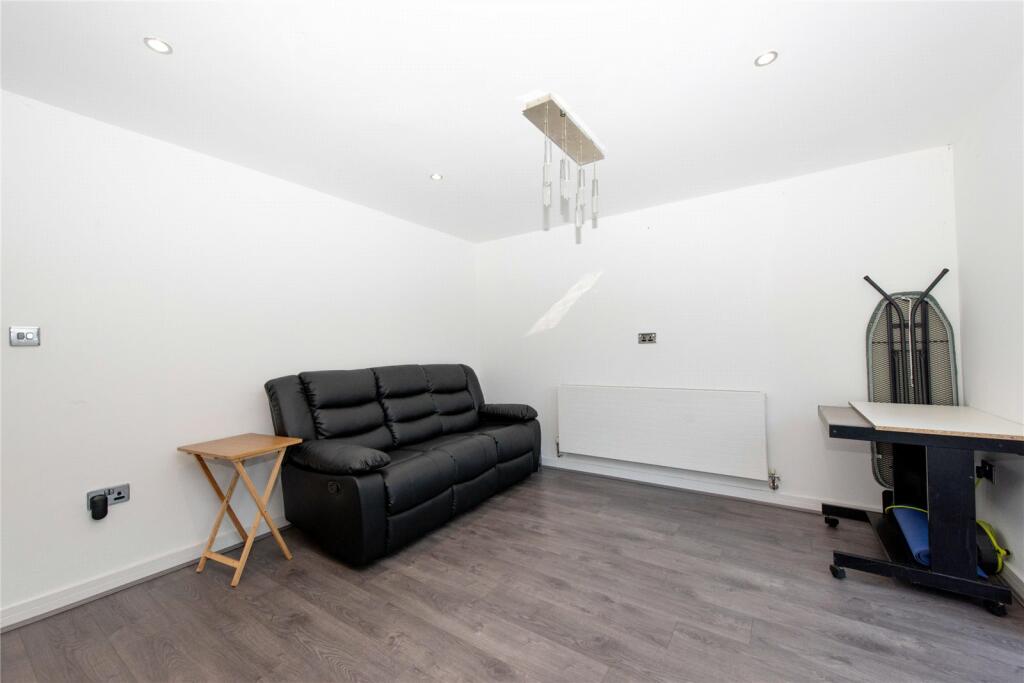 Additional image 10 of Percival Road, Rugby, Warwickshire, CV22