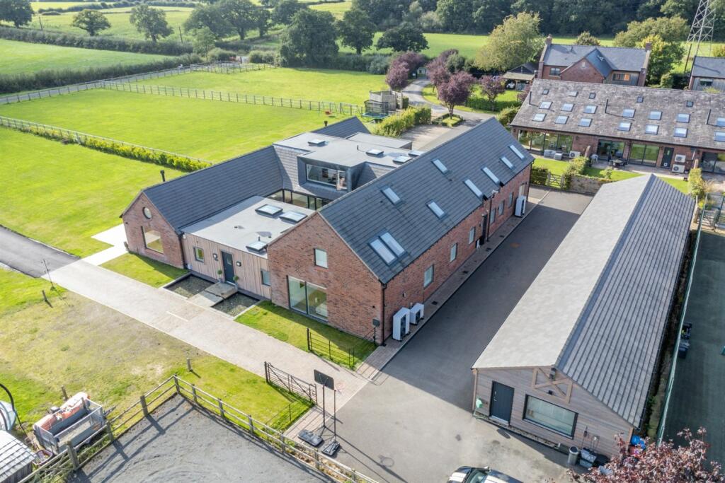 Additional image 53 of Drakelow Gorse Farm, Yatehouse Lane, Byley