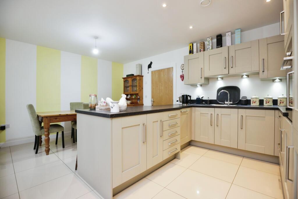 Additional image 5 of Coombe Road, Rugby, CV23